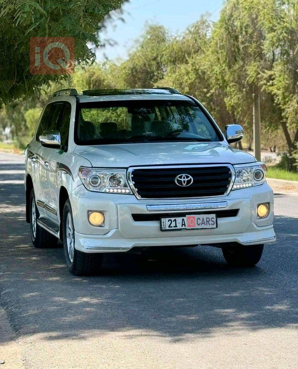 تويوتا لاندكروزر